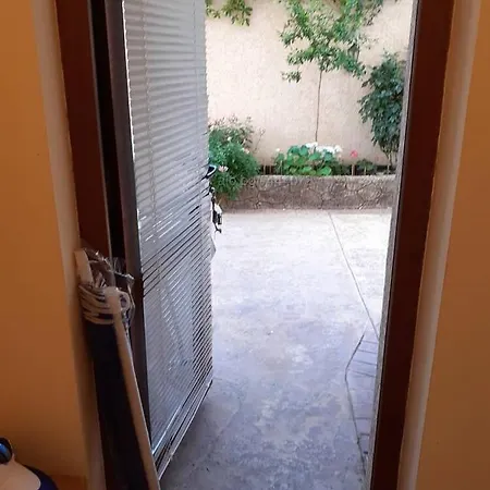 Private Intsaraki - Appartement